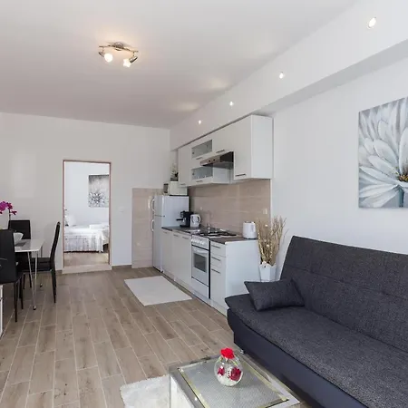 Blazevic - One Bedroom With Terrace And City View *