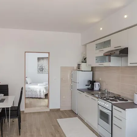 Blazevic - One Bedroom With Terrace And City View Apartmán *